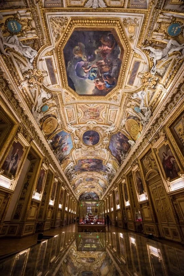 Wo sollte man Louvre Tickets kaufen?